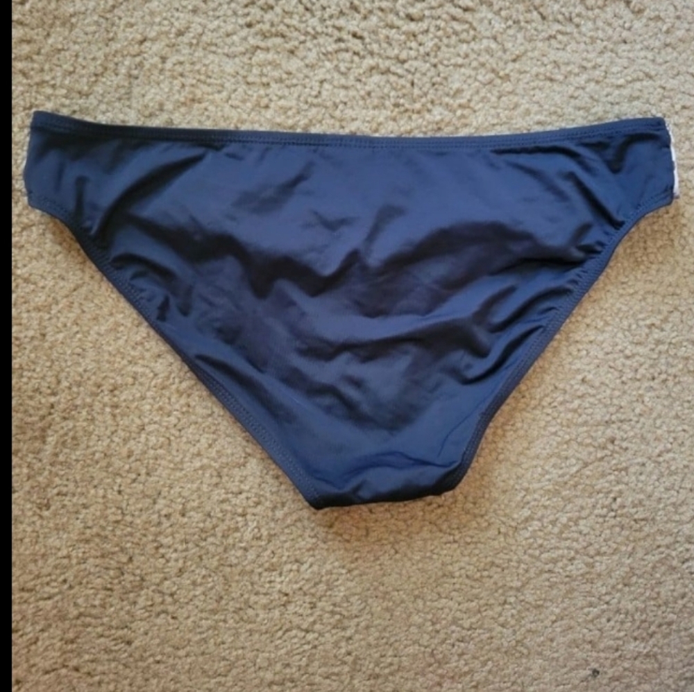 ♥︎Bikini♥︎ - Picture 8 of 12